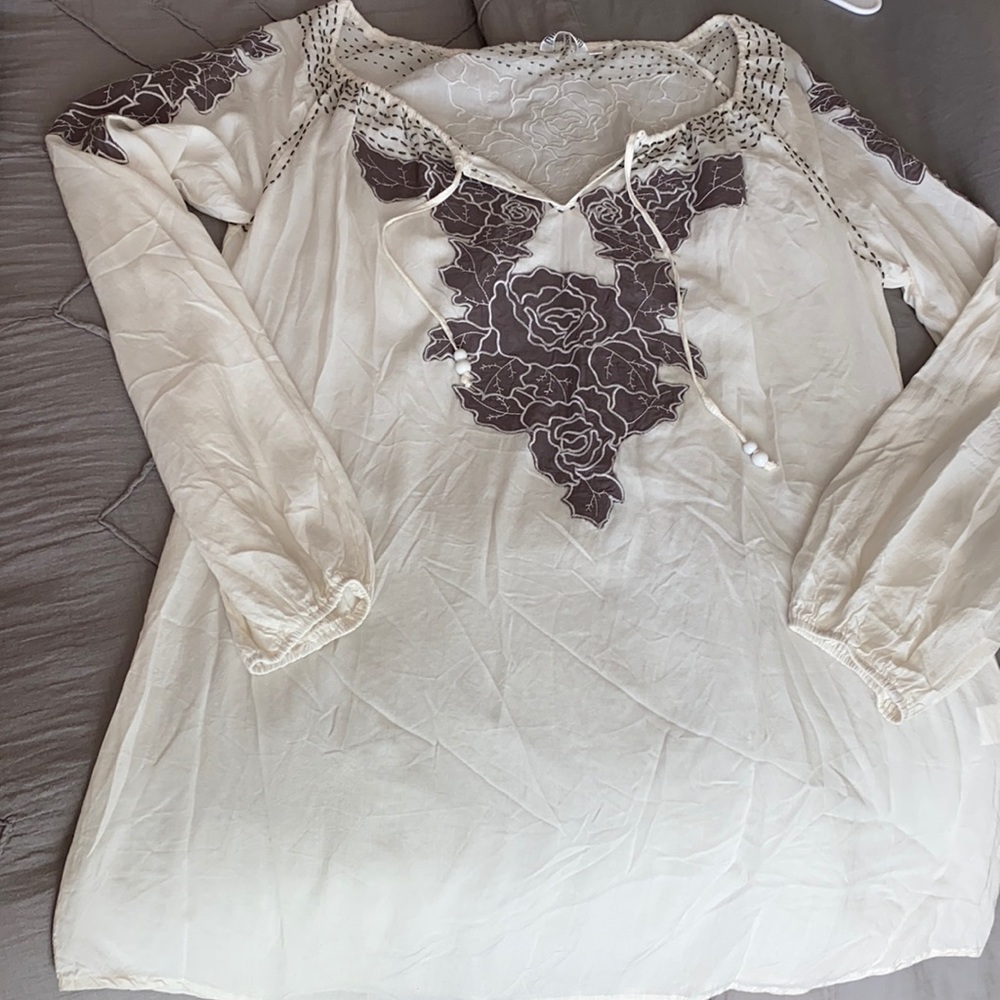 Embroidered shirt